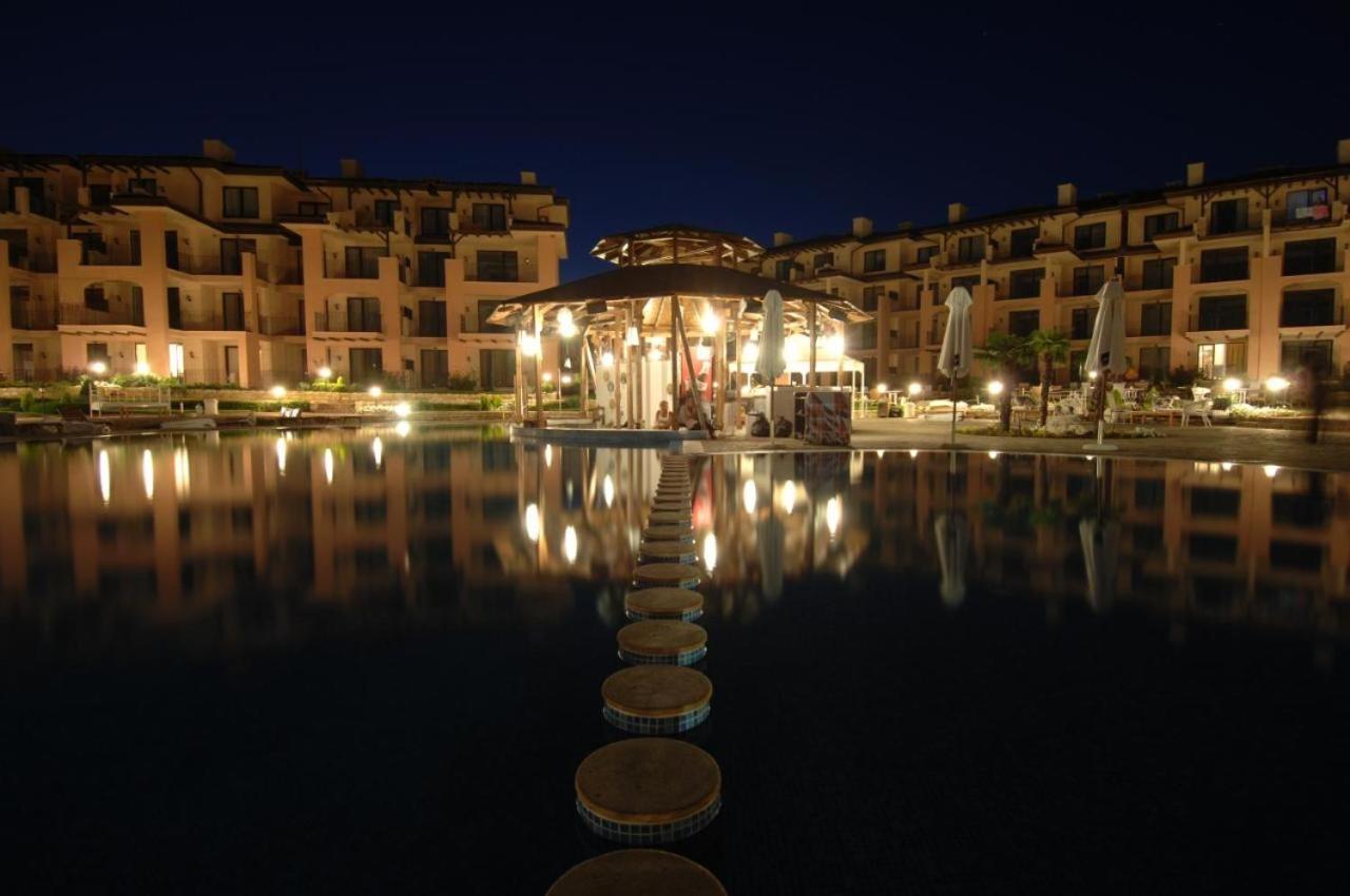 Sea View & Infinity Pool Apartments In Kaliakria Resort Balchik Exterior photo